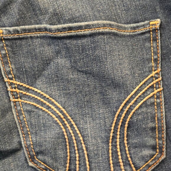 Hollister BLUE JEANS Stretch Super Comfort Size 28 with Torn Knees Very Cool - Picture 3 of 5